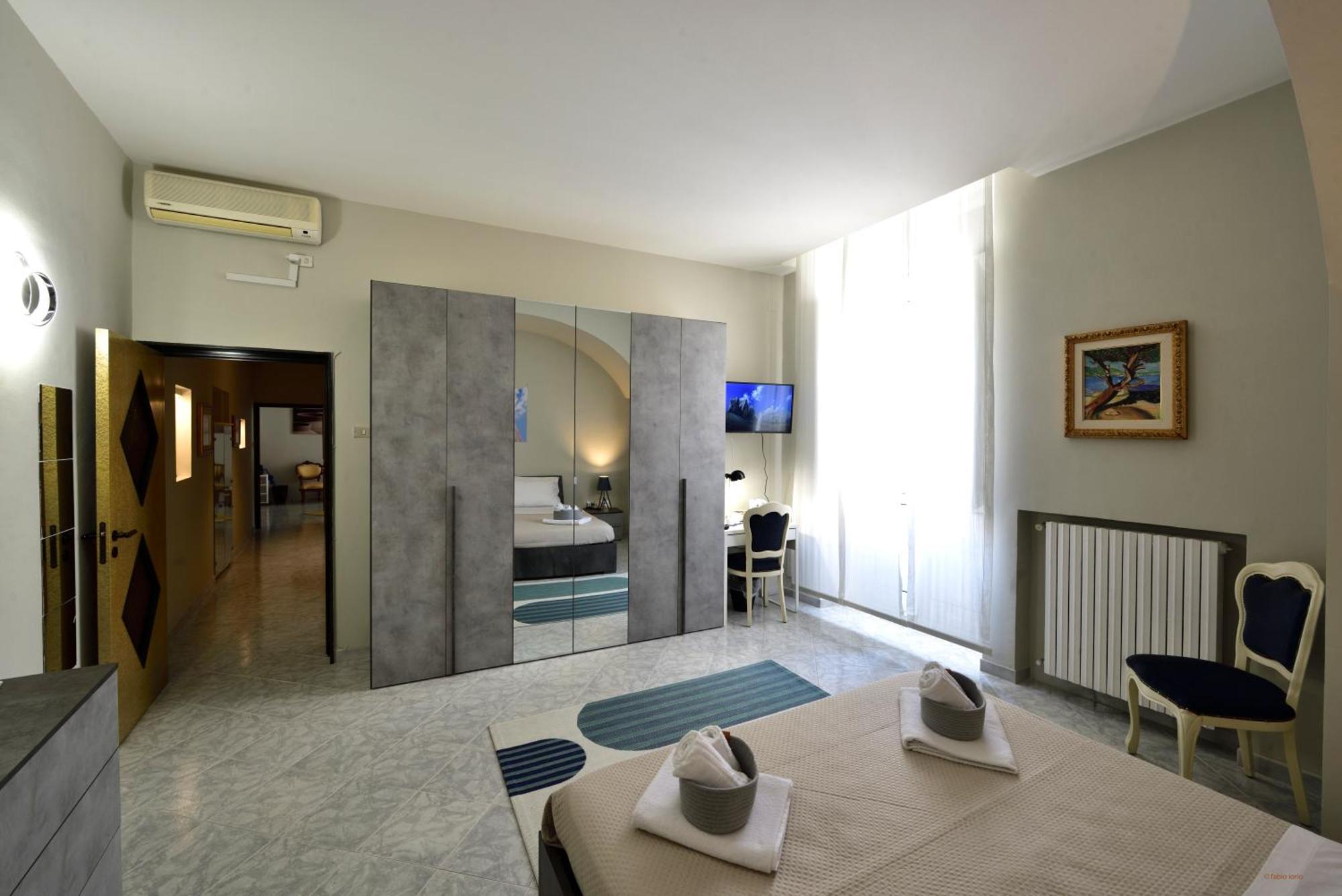 Ciaobari Apartment - Elegant 4 Bedrooms In The Heart Of Old Town エクステリア 写真
