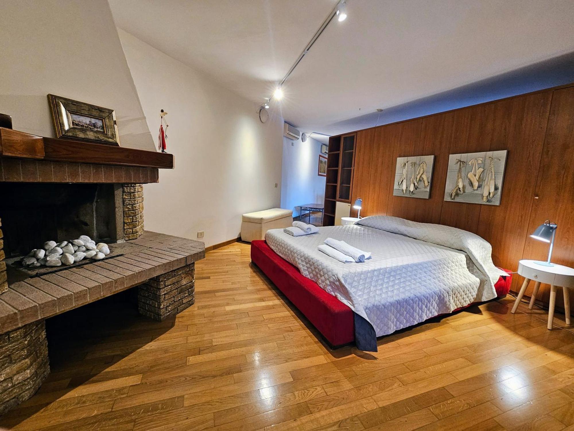 Ciaobari Apartment - Elegant 4 Bedrooms In The Heart Of Old Town エクステリア 写真